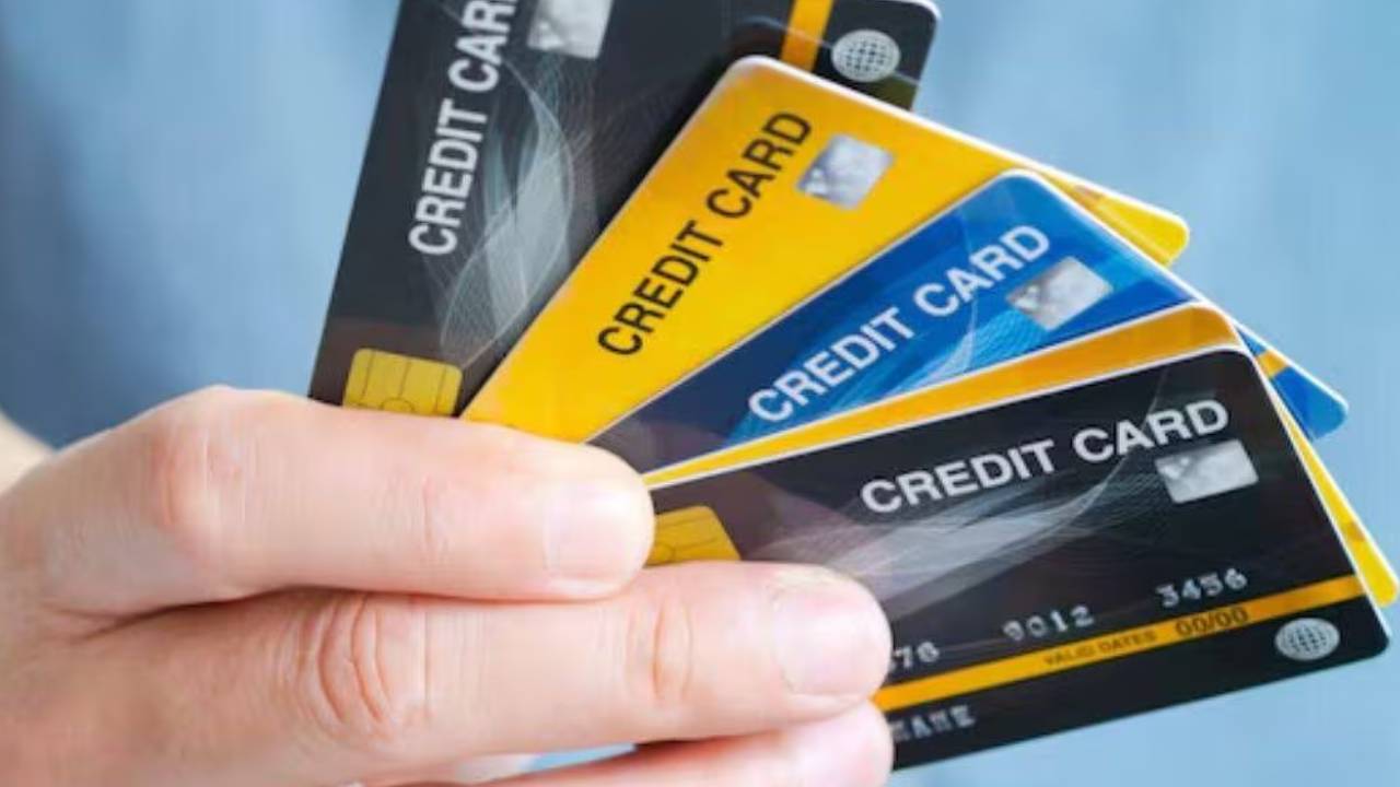 Credit Card : క్రెడిట్ కార్డ్ వినియోగదారులకు బిగ్ అలర్ట్.. ఏప్రిల్ నుంచి మరిన్ని రూల్స్.. ఈ జాగ్రత్తలు పాటించండి