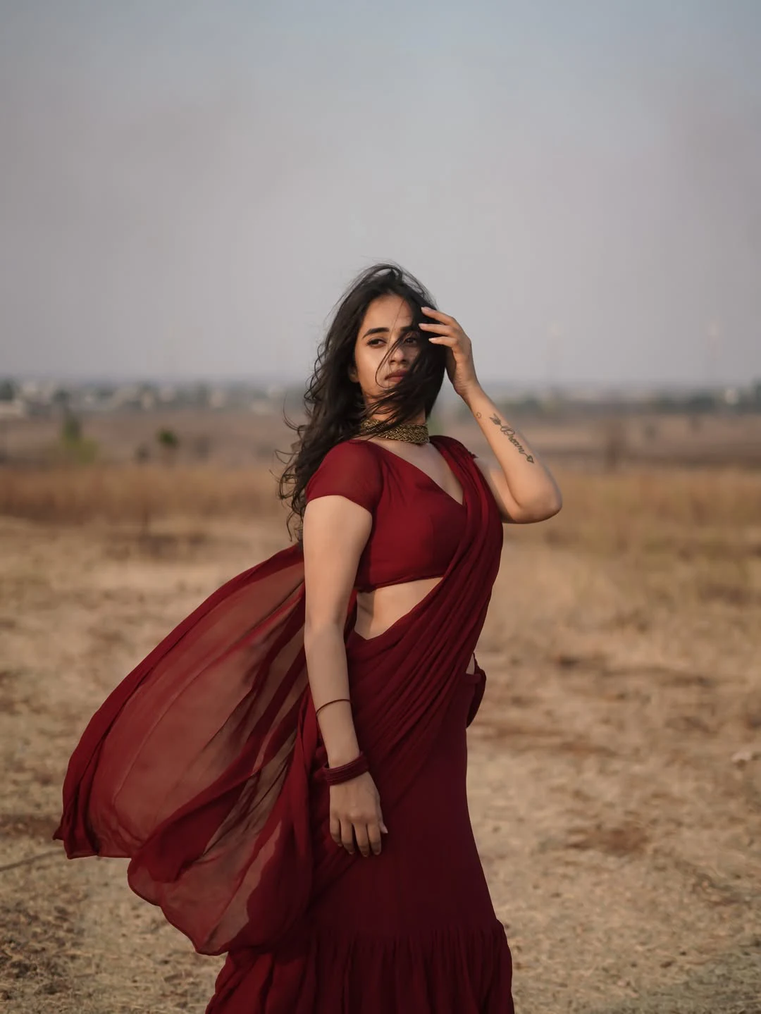 Deepthi Sunaina Stunning Looks in Saree