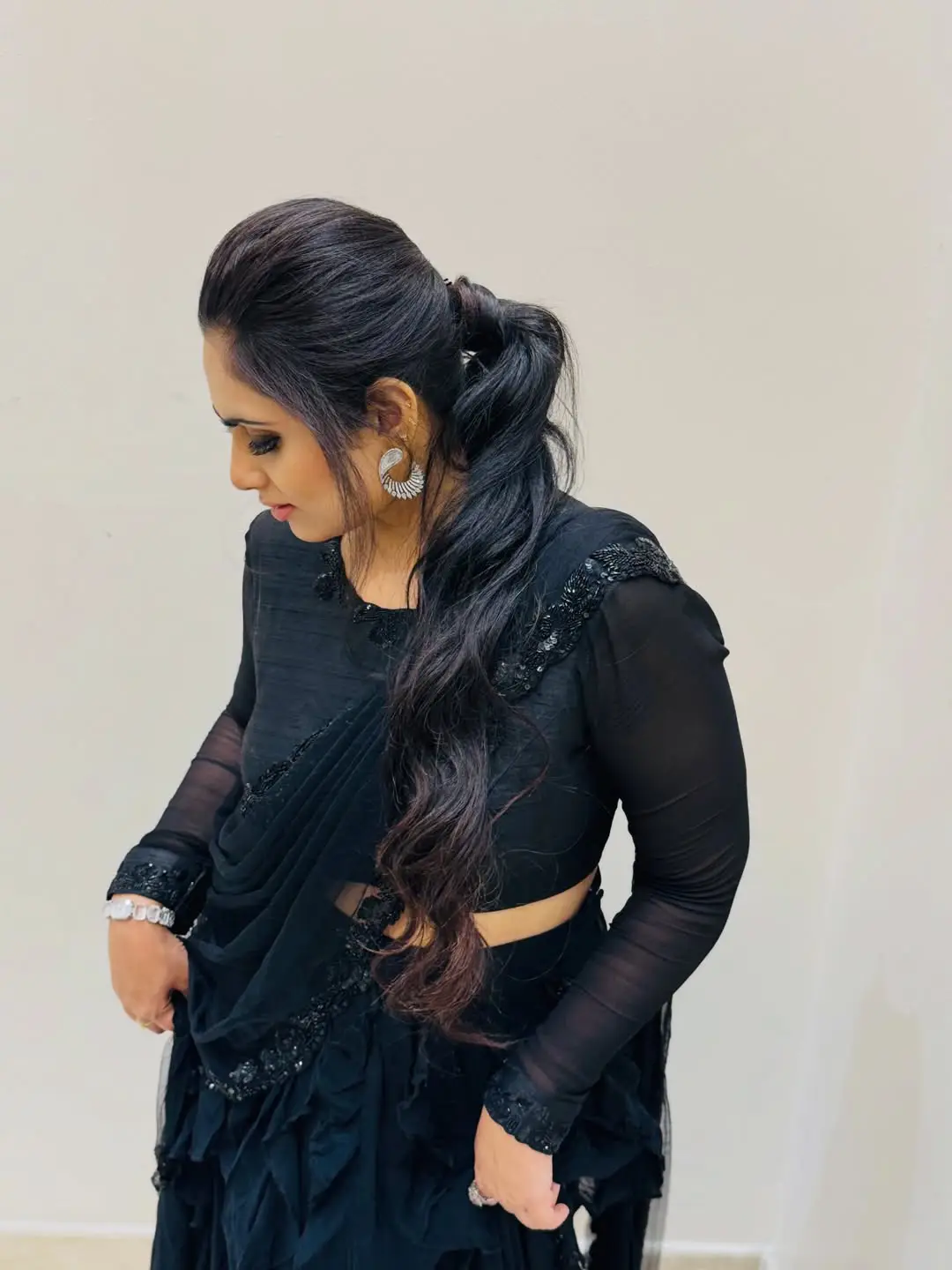 Dil Raju wife Tejaswini latest photos