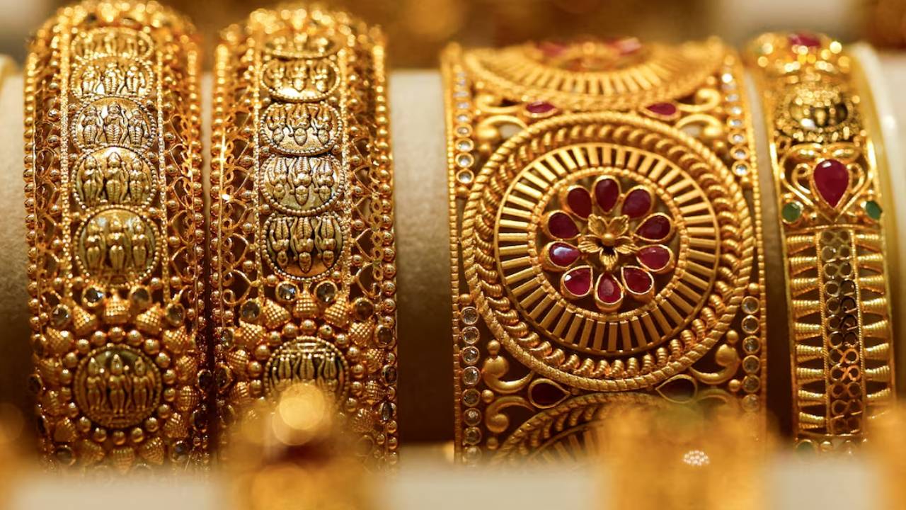 Gold Price Today : భారీగా పడిపోయిన బంగారం, వెండి ధరలు.. కారణాలు ఇవే.. గోల్డ్ రేటు ఇంకా తగ్గుతుందా..? ఫుల్ డీటెయిల్స్
