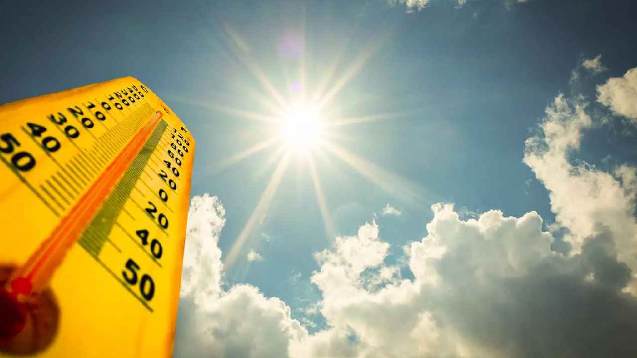 Heat Waves: ఏపీలోని ఈ జిల్లాల ప్రజలకు హెచ్చరిక.. వడగాలులు తీవ్ర ప్రభావం చూపే అవకాశం.. ఈ జాగ్రత్తలు తప్పనిసరి