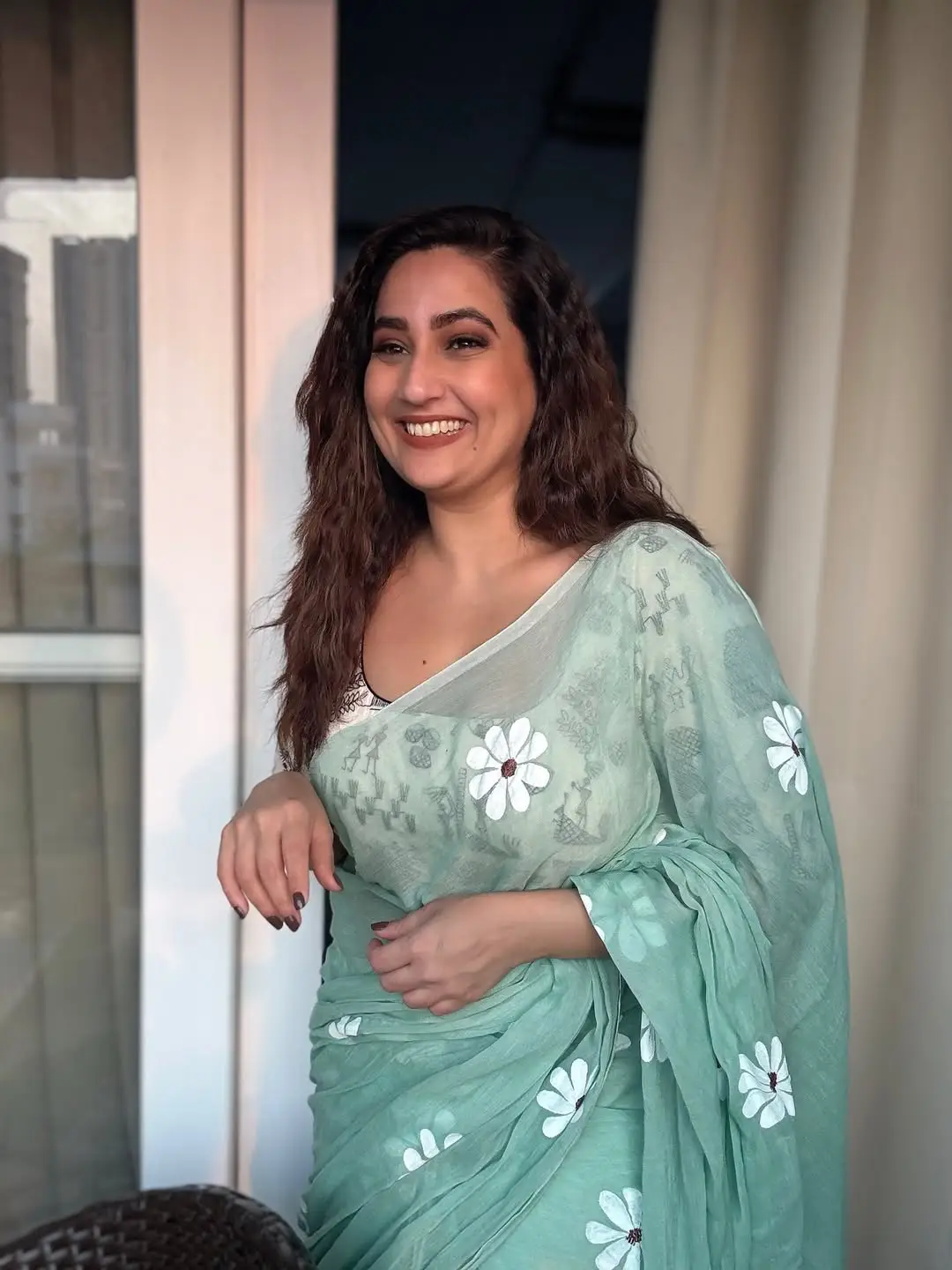 Hot anchor manjusha latest photos