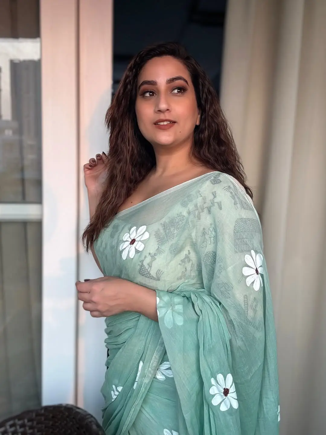 Hot anchor manjusha latest photos