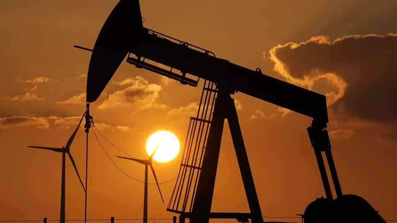 India: చమురు కొనేందుకు భారత్‌కు మరో దేశం అనుమతి అవసరమా? అసలు నిజం ఇదే