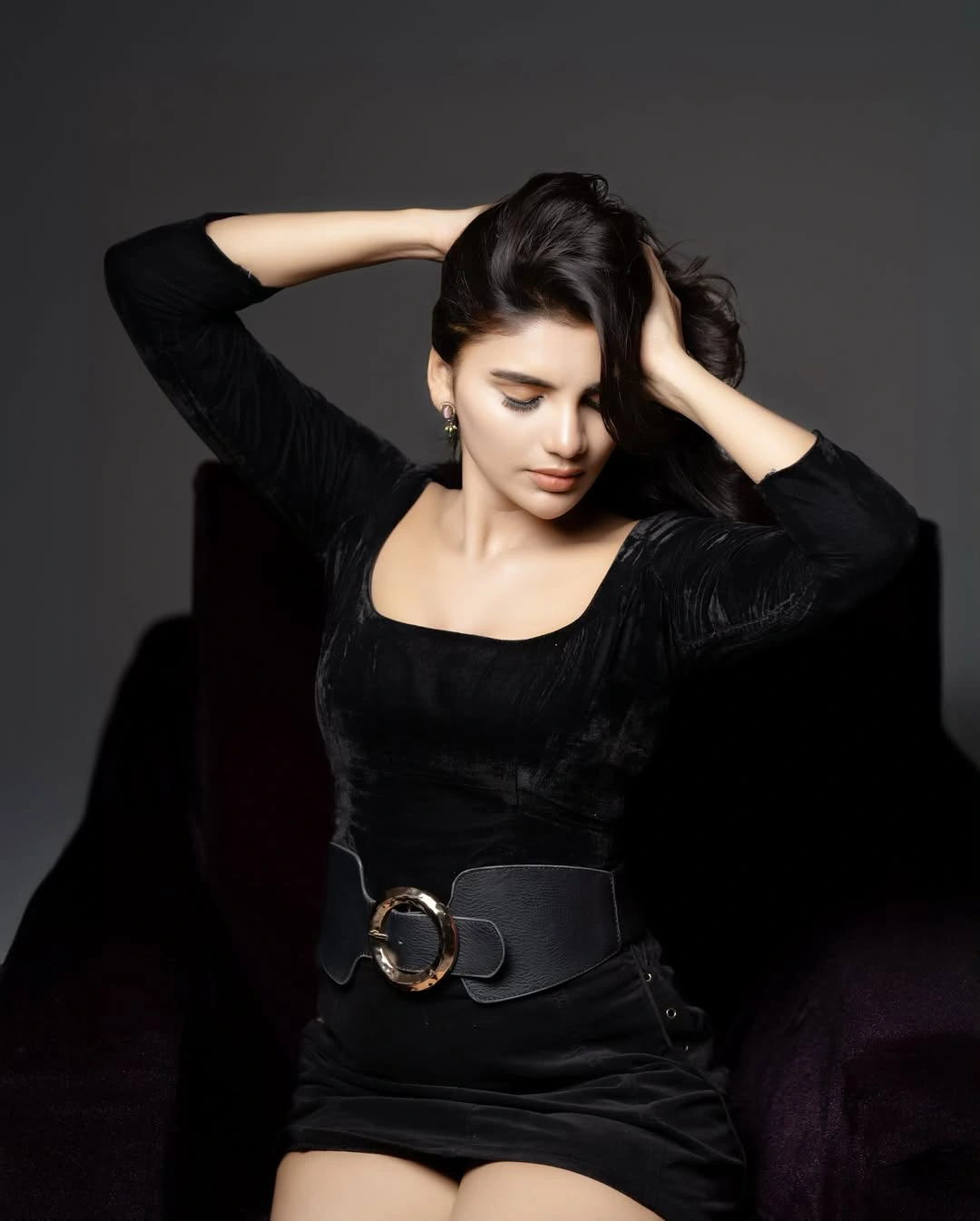 Jabardasth Varsha Stylish Looks