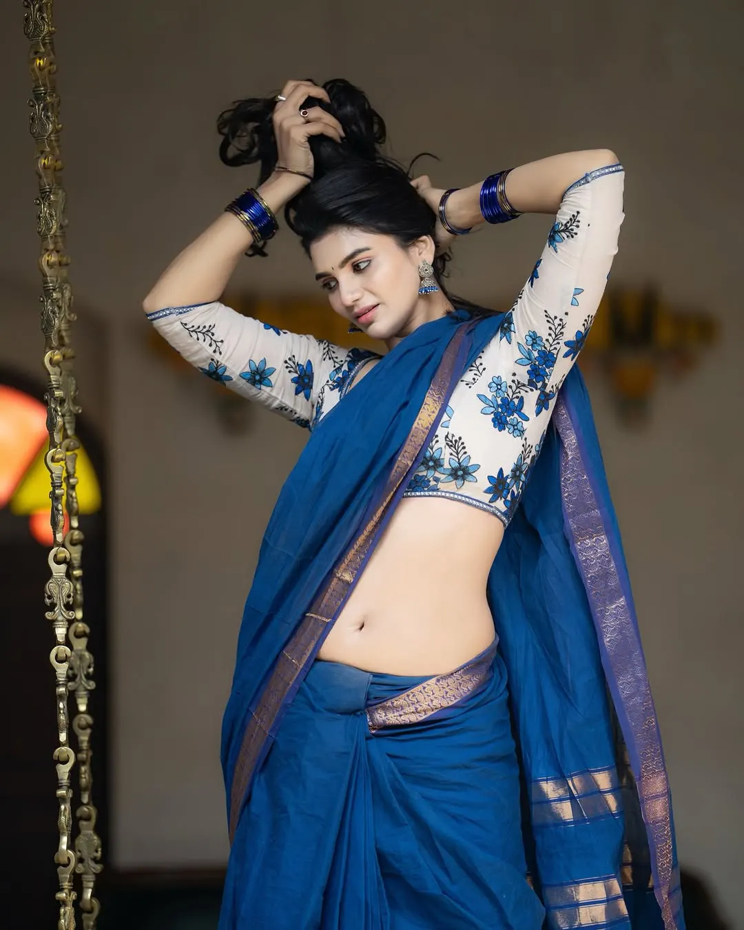 Jabardasth Varsha Showing Her Beauty in Saree