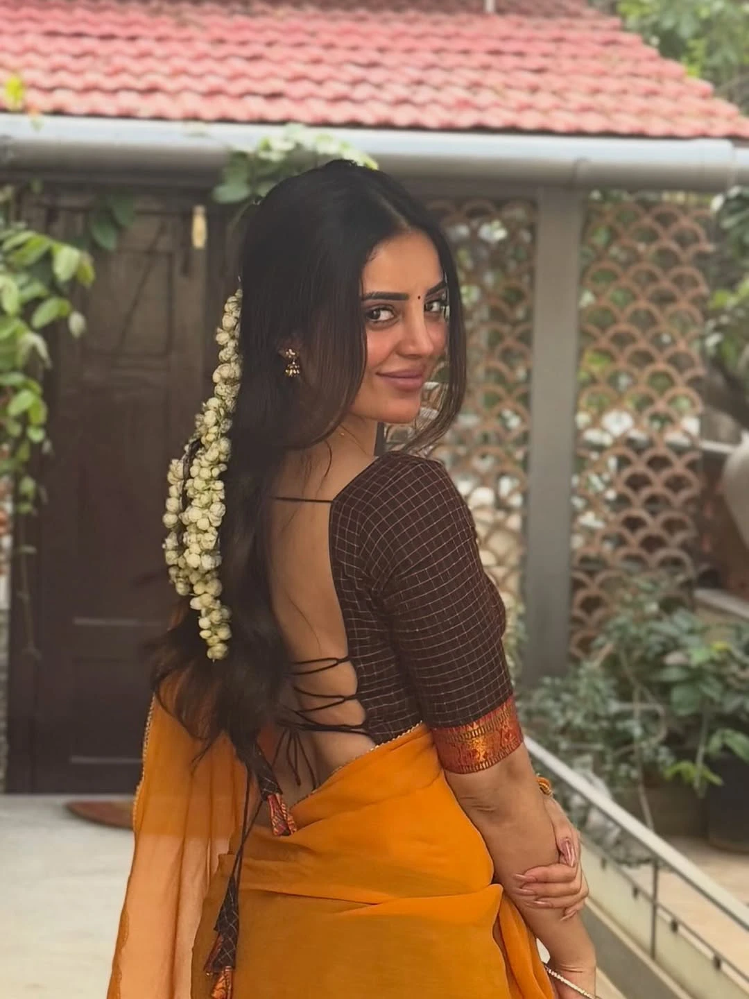 Kushitha Kallapu Traditional Looks in Half Saree on Ugadi