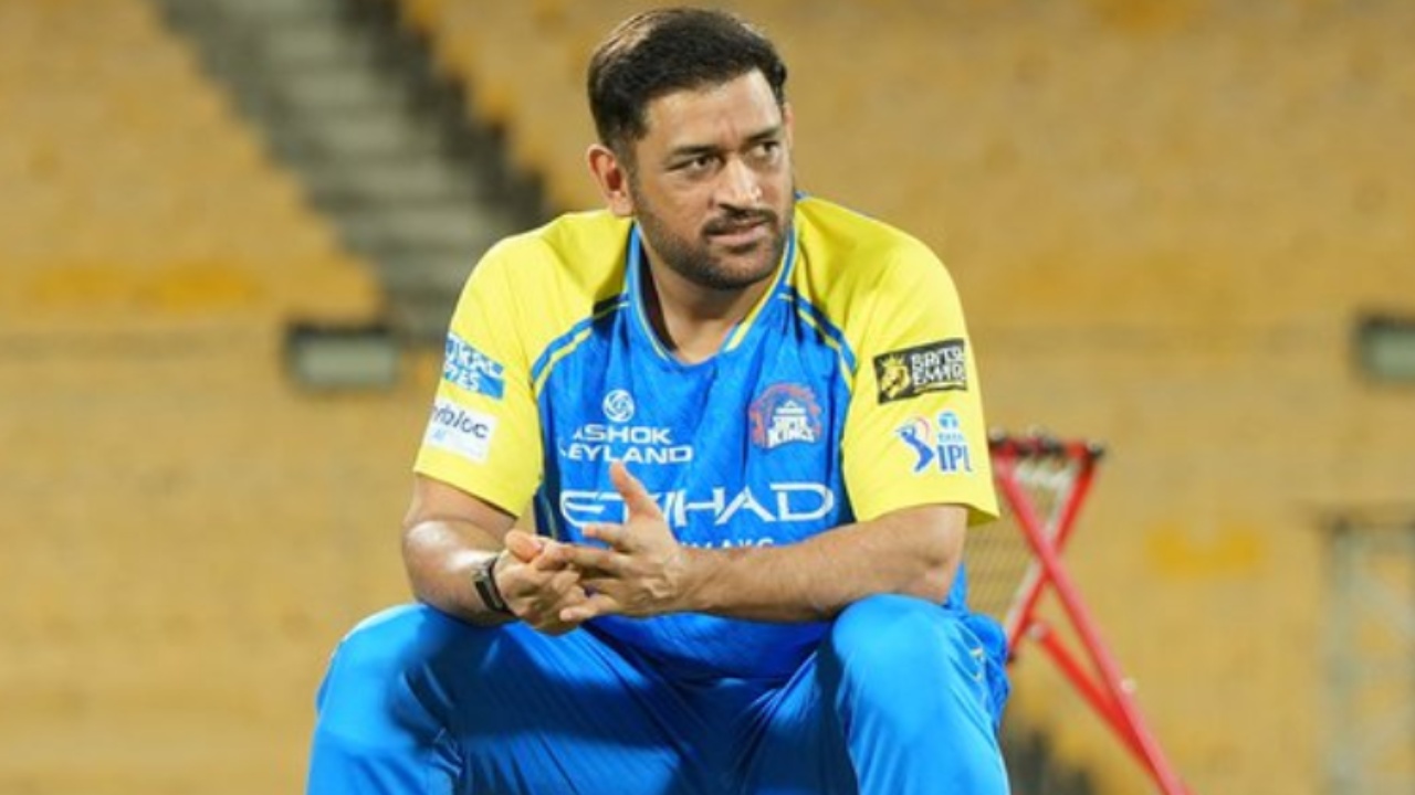 MS Dhoni : సీఎస్‌కేకు బిగ్ షాక్‌.. పిక్క కండ‌రాల గాయంతో బాధ‌ప‌డుతున్న ధోని.. రెండు వారాలు ఆట‌కు దూరం