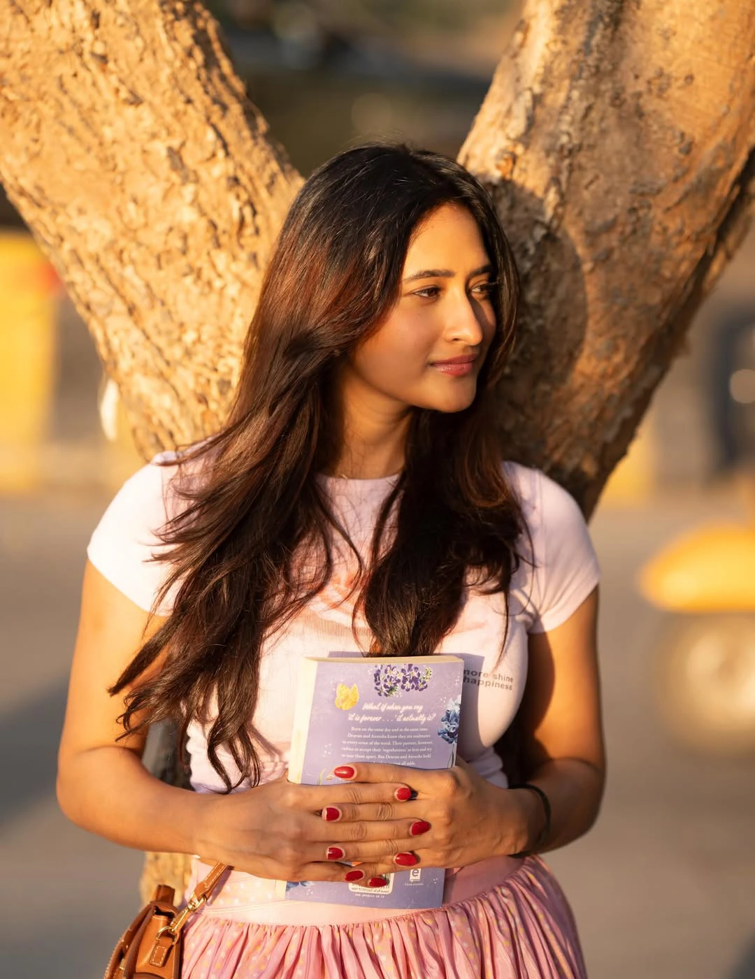 Dandoraa Actress Manika Sri Cute Looks