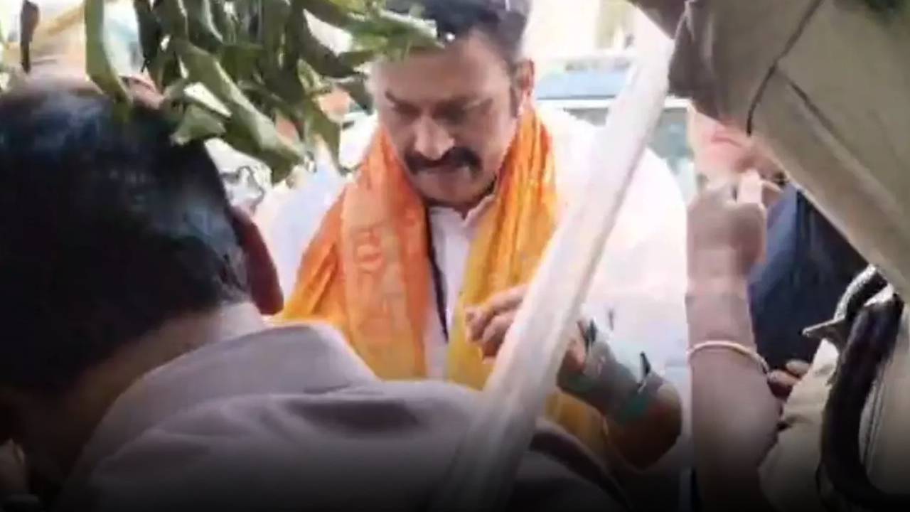 West Godavari District : శ్రీరామనవమి వేడుకల్లో జన సైనికులపై హత్యాయత్నం.. మేకుల కర్రలు, చాకుతో దాడి