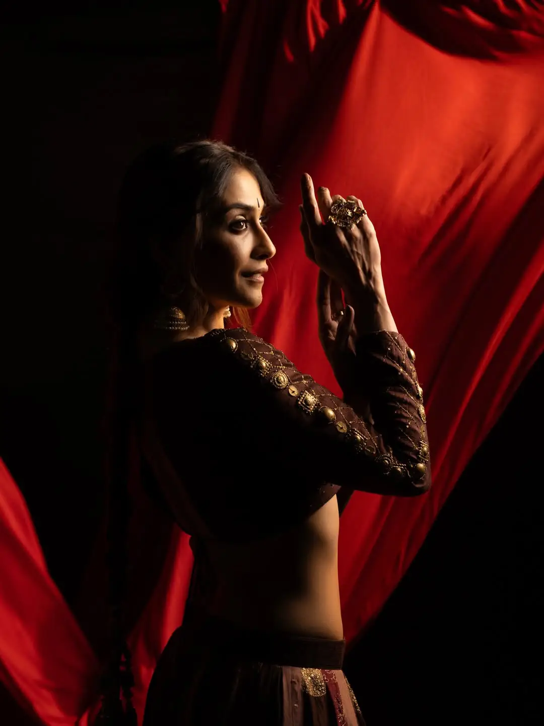 Regina Cassandra Latest Hot Photos