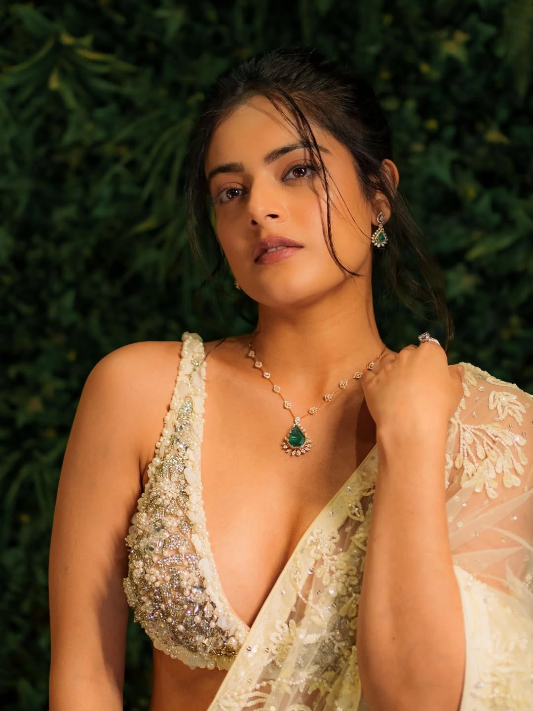 Riddhi Kumaar Stunning Looks in White Dress