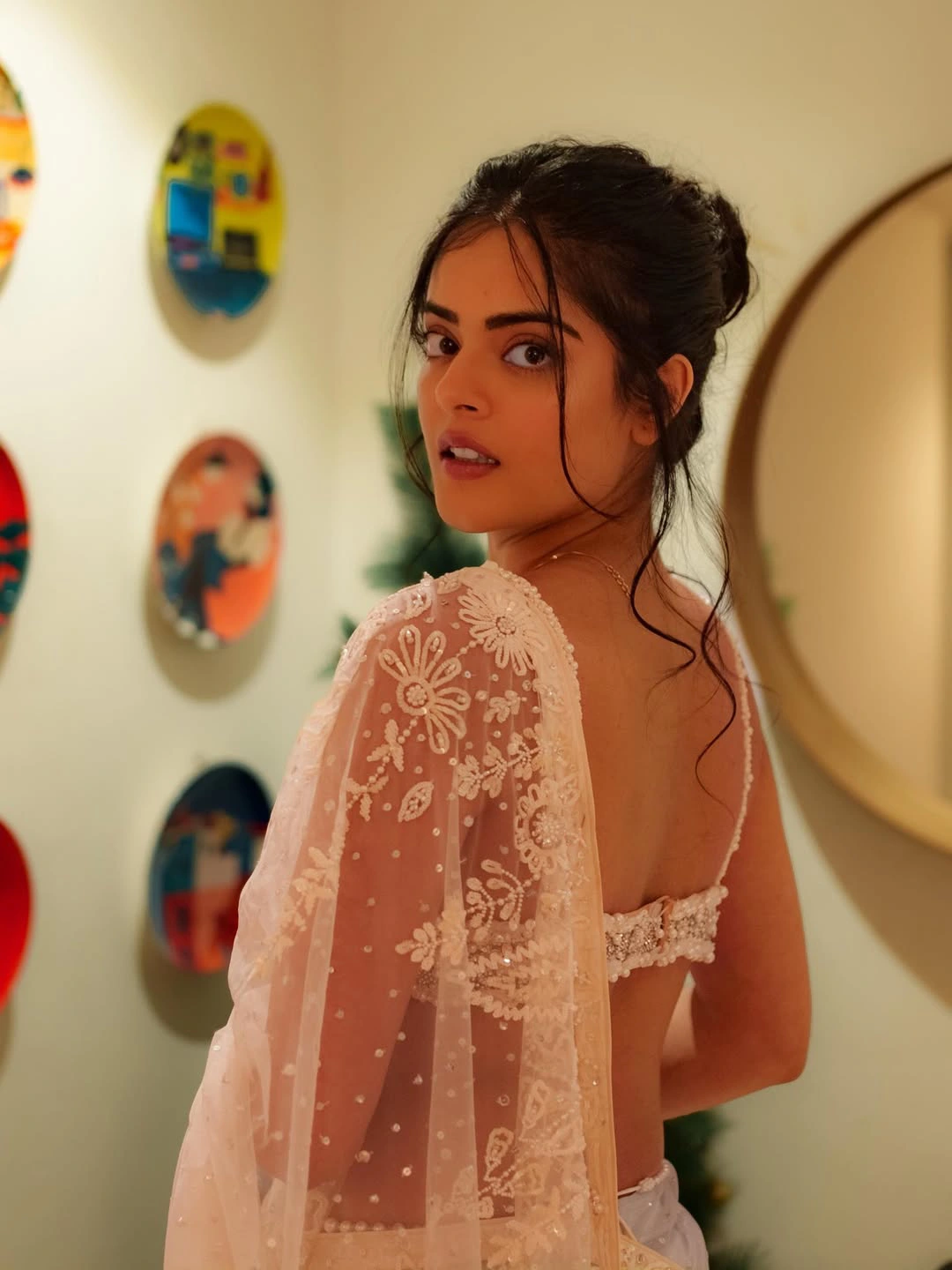 Riddhi Kumaar Stunning Looks in White Dress