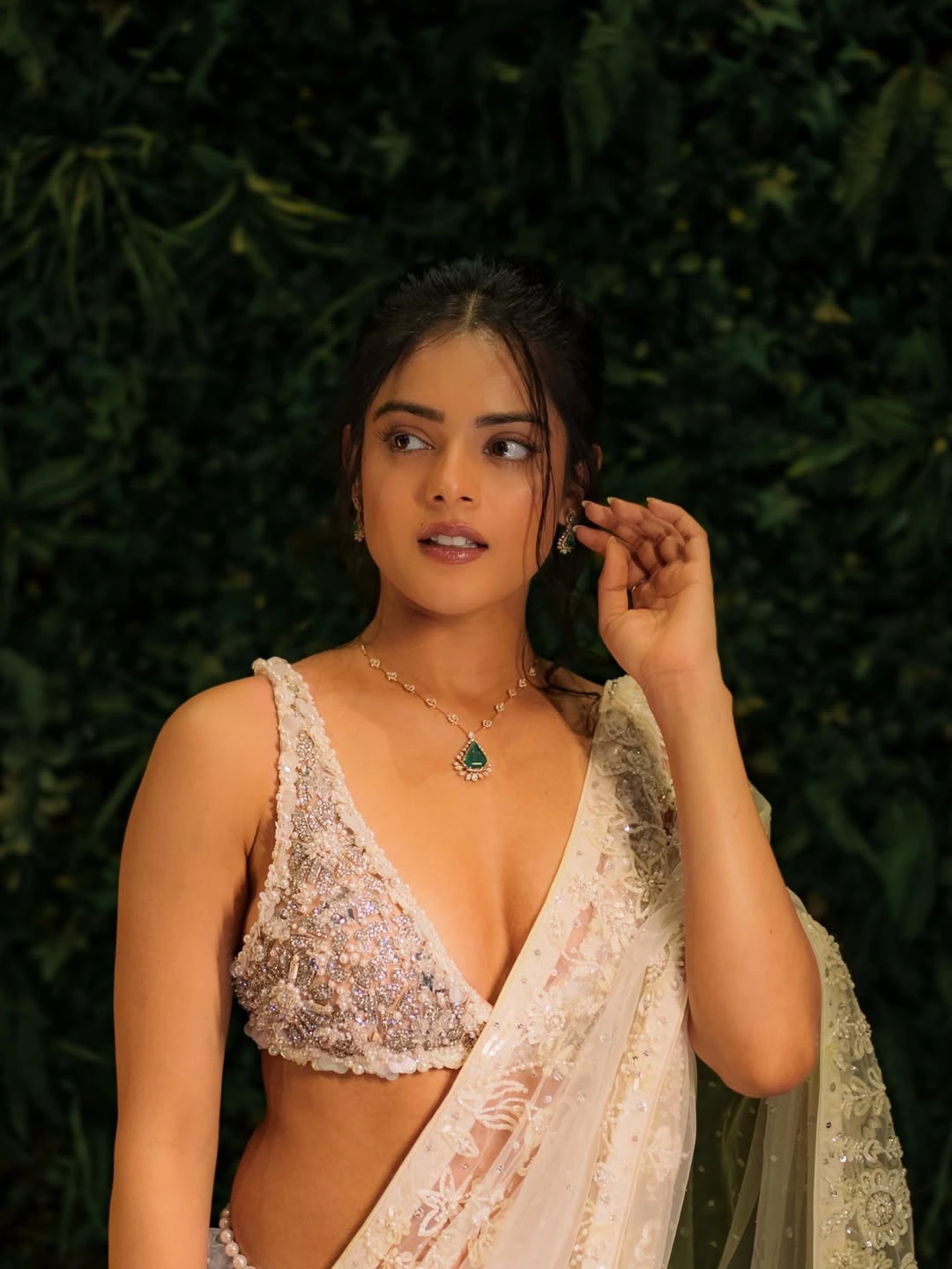 Riddhi Kumaar Stunning Looks in White Dress