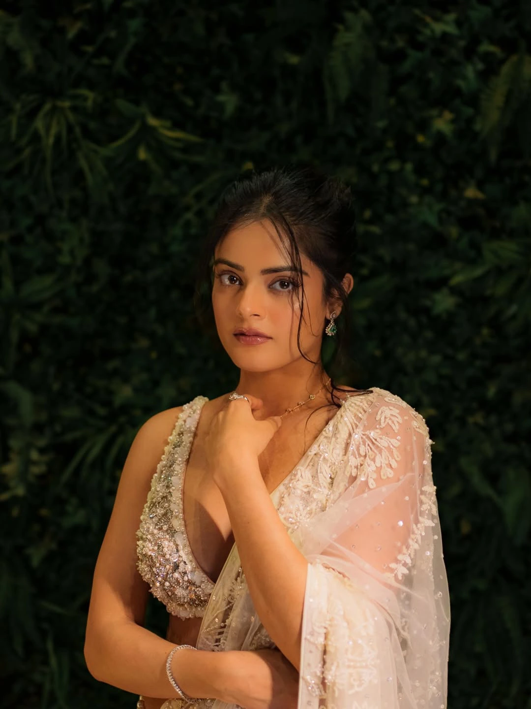 Riddhi Kumaar Stunning Looks in White Dress