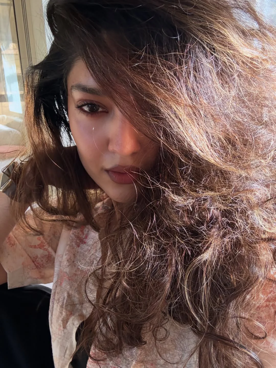 Ritika Singh Sizzling Selfies