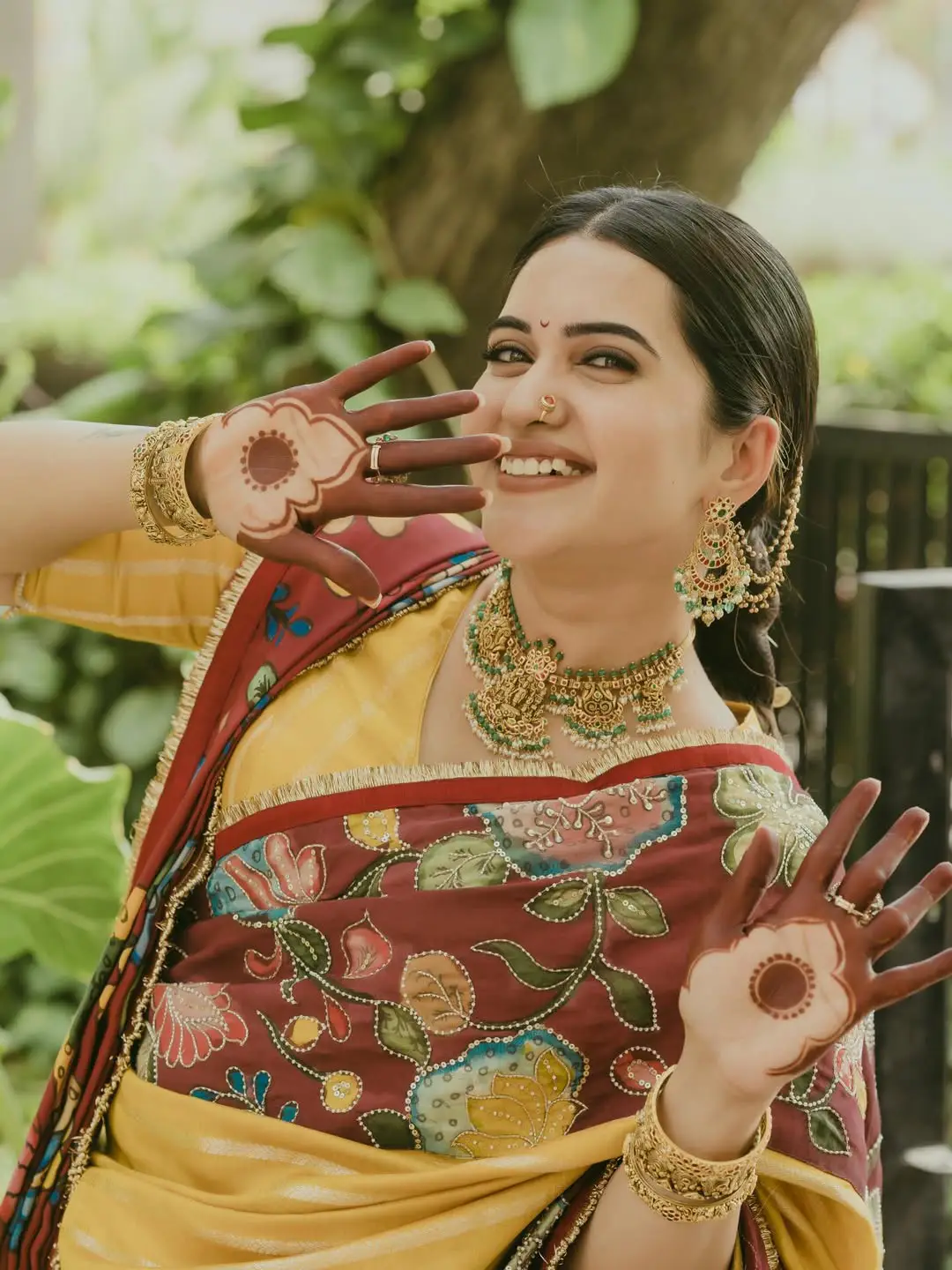 Sravanthi Chokkarapu Sri Rama Navami Special Photos