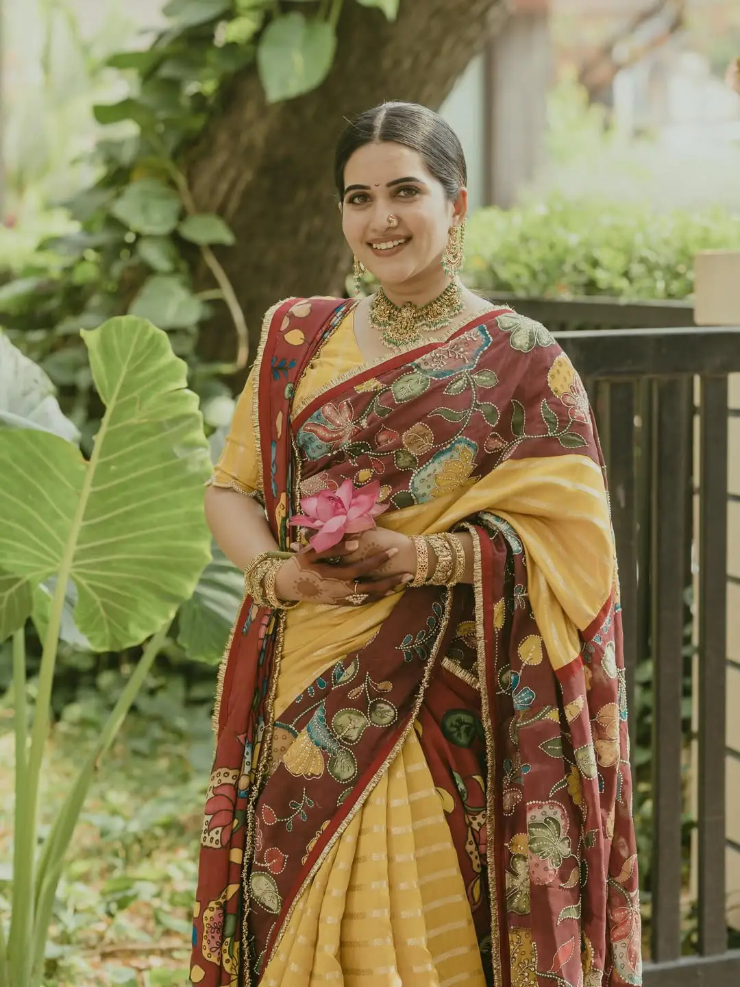 Sravanthi Chokkarapu Sri Rama Navami Special Photos