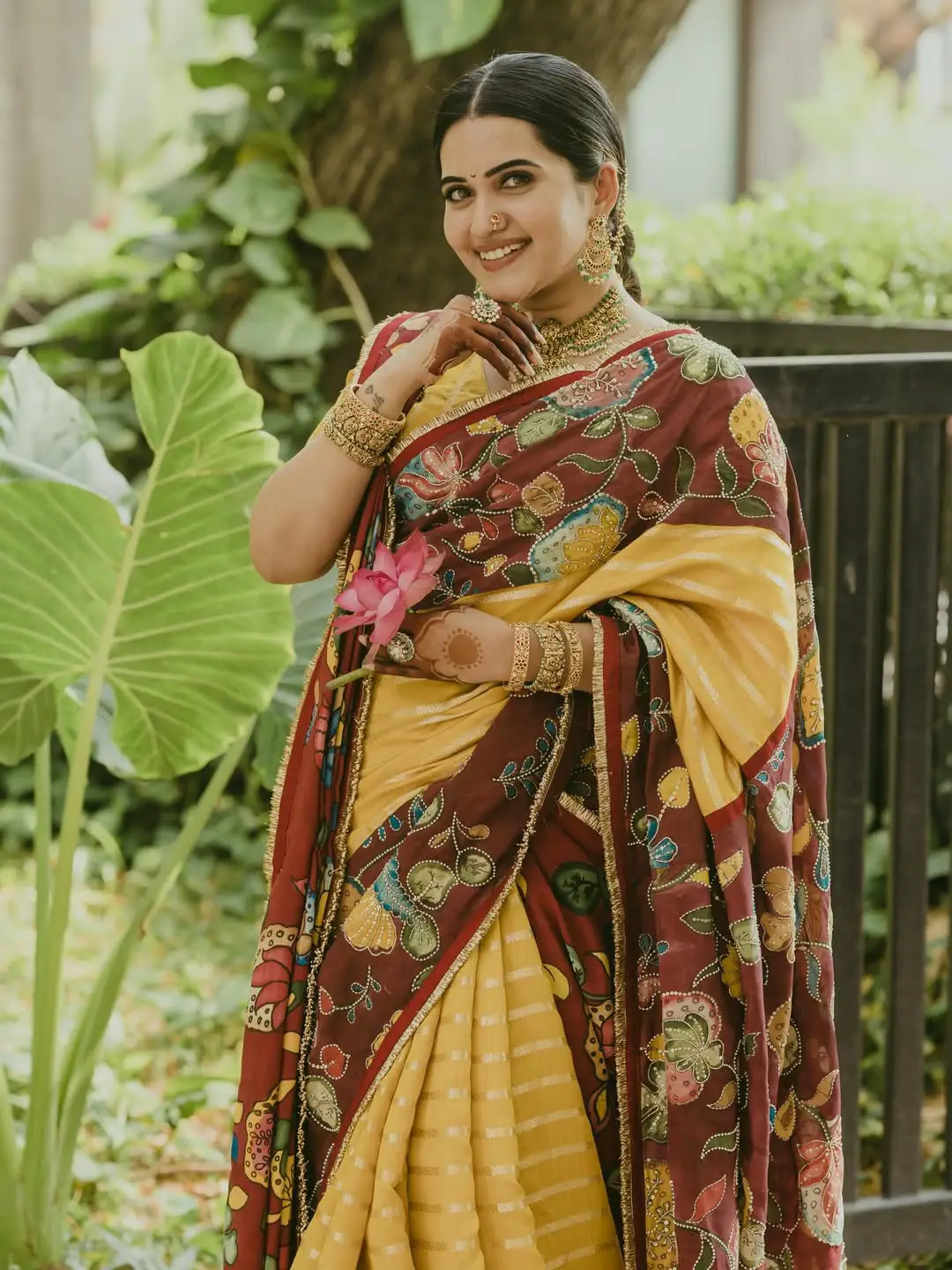 Sravanthi Chokkarapu Sri Rama Navami Special Photos