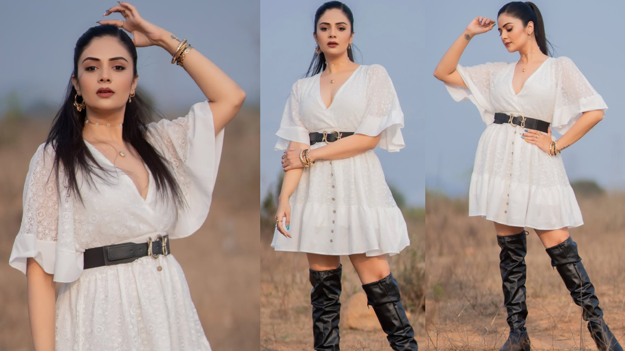 Sreemukhi: వైట్ డ్రెస్సులో మెరిసిపోతున్న మెరుపు తీగ.. శ్రీముఖి గ్లామర్ ట్రీట్ మామూలుగా లేదుగా!