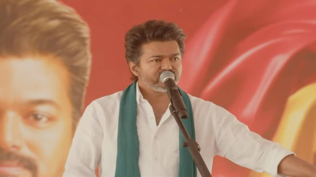 TVK Vijay Poll Manifesto: ఎన్నికల మేనిఫెస్టో విడుదల చేసిన విజయ్.. రుణమాఫీతో పాటు మరెన్నో