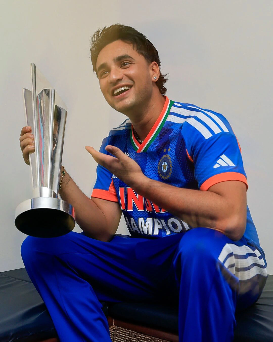 Team India Poses with Winning T20 World Cup in Dressing Room