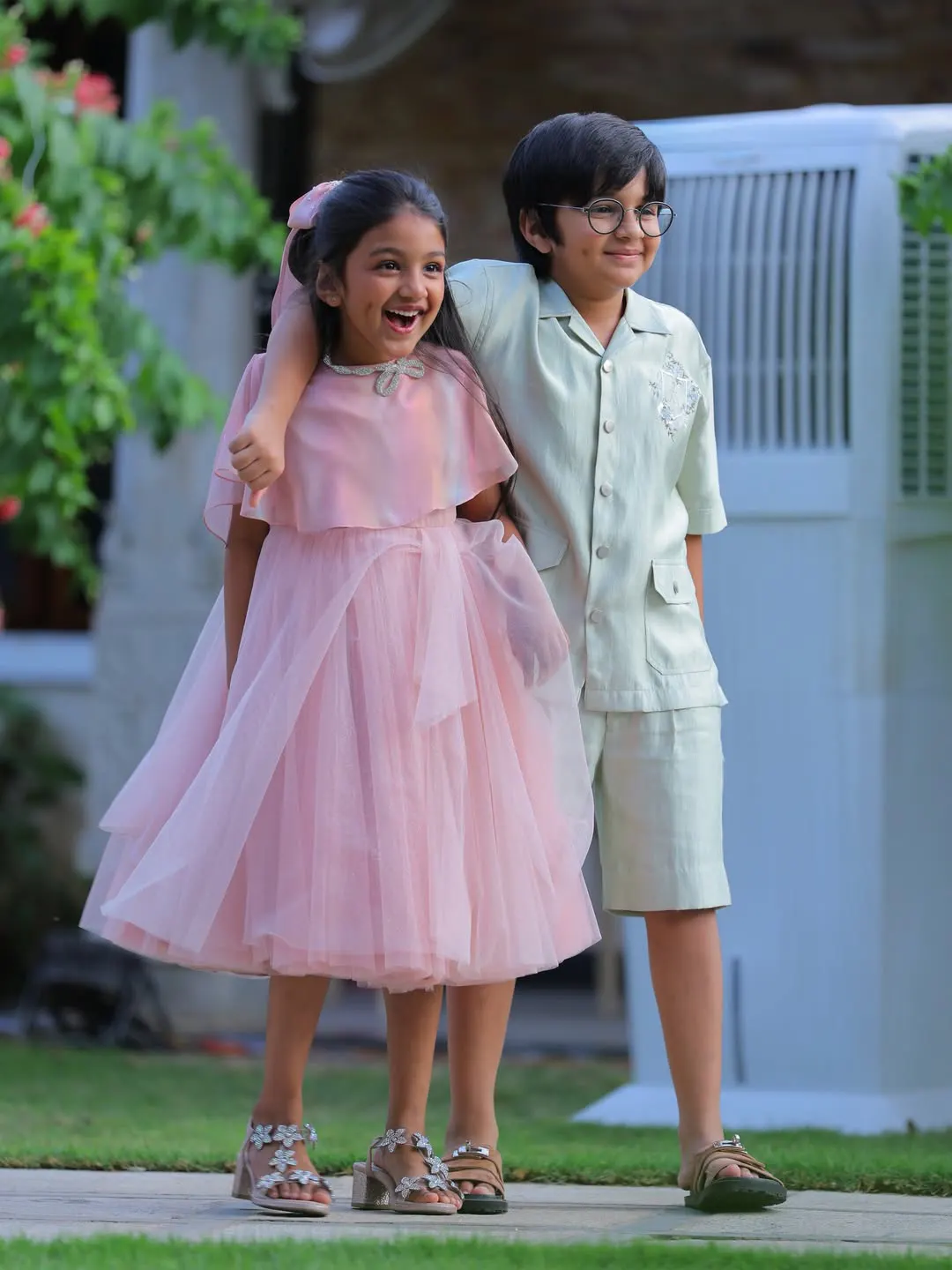 Manchu Vishnu Wife Viranica Shares Ugadi Special Family Photos