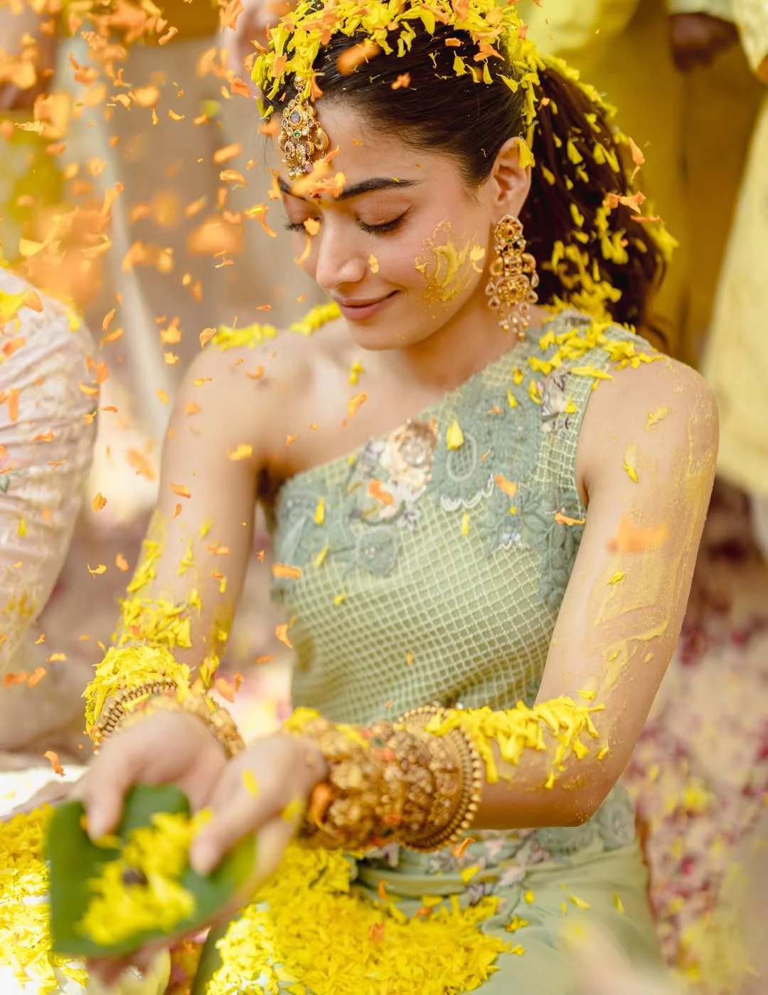 Virosh Vijay Deverakonda Rashmika Mandanna Haldi Ceremony