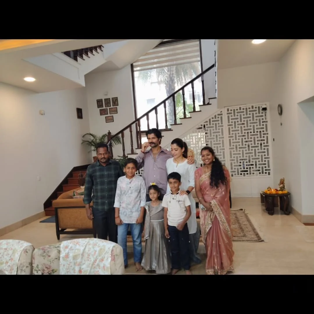 Vijay Deverakonda Rashmika Mandanna Invited Child Family who went Viral in Social Media