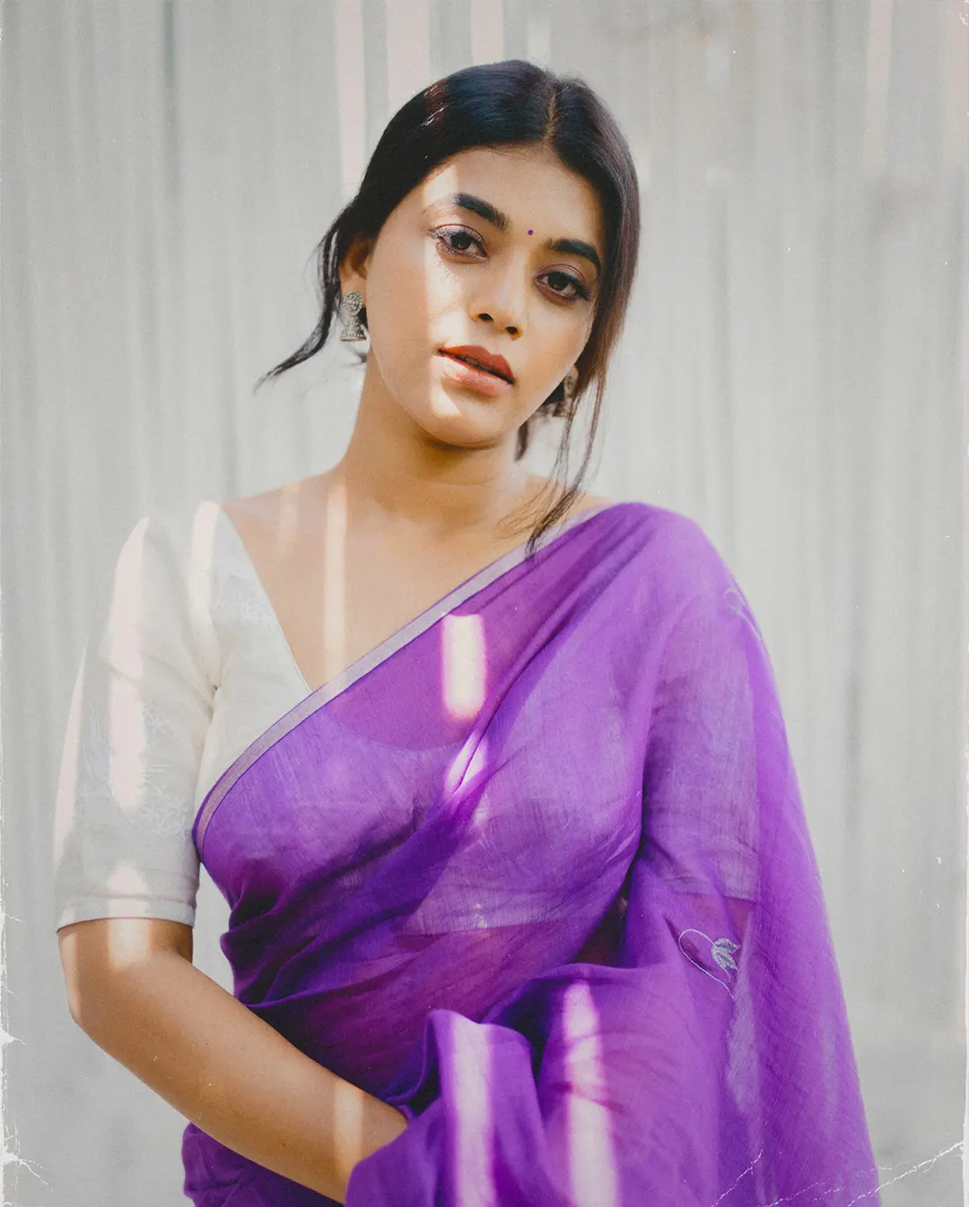 Yamini Bhaskar Cute Looks in Saree