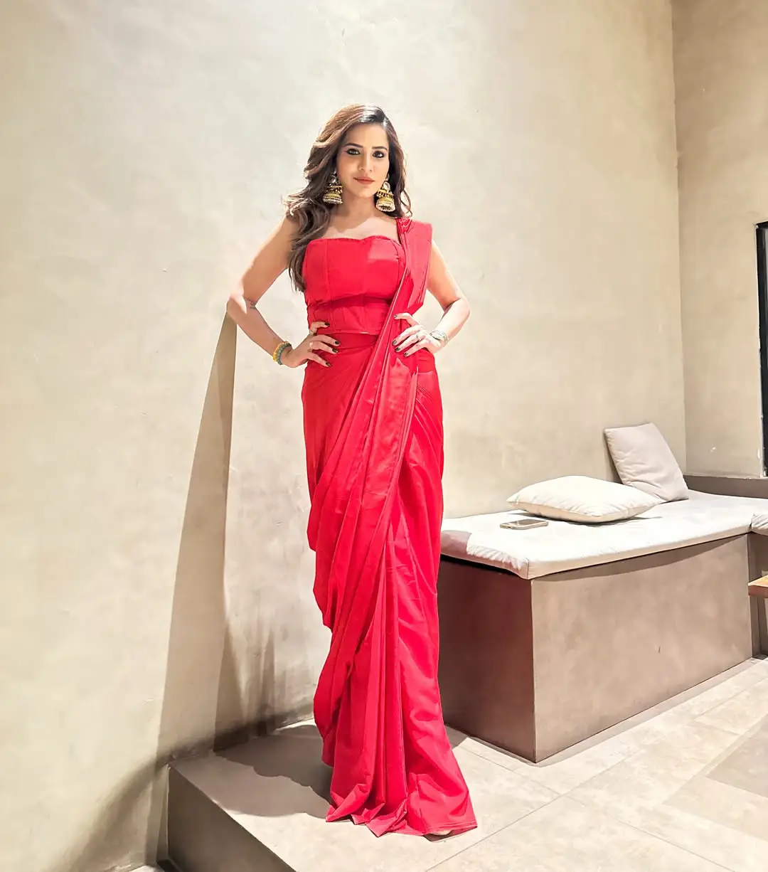 ashu reddy latest glamour show photos