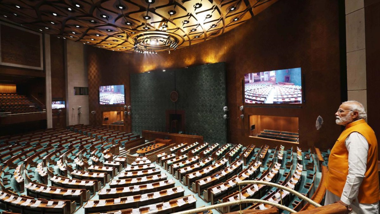 Lok Sabha Assembly Seats Increase : లోక్‌సభ, అసెంబ్లీ స్థానాలు 50 శాతం పెంపు.. ఏపీ, తెలంగాణలో ఎన్ని సీట్లు పెరుగుతాయంటే..