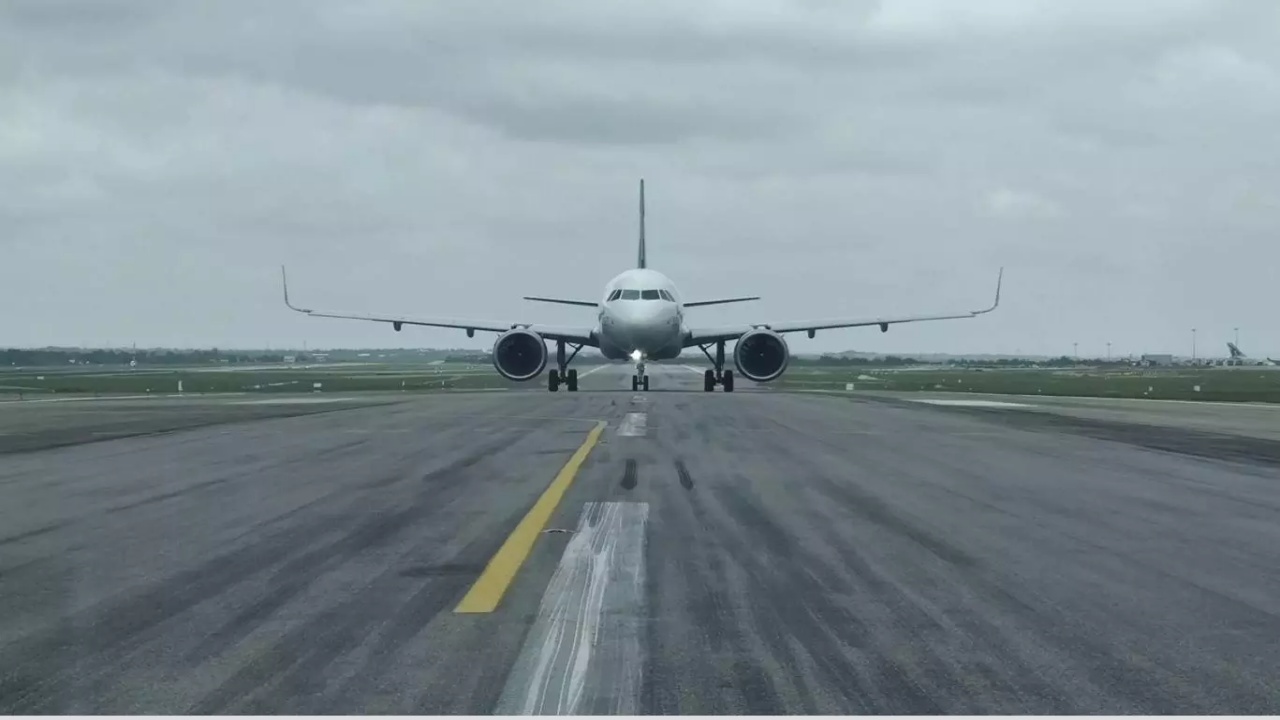 New Airports IN Telangana : ఏపీ, తెలంగాణలకు కేంద్రం శుభవార్త.. అక్కడ కొత్త విమానాశ్రయాలు.. నిర్మాణానికి లైన్ క్లియర్