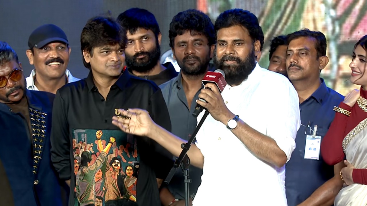 Pawan Kalyan : మళ్ళీ ఆ ధైర్యం ఇచ్చింది ఈ సినిమా.. ఉస్తాద్ ప్రీ రిలీజ్ ఈవెంట్లో పవన్ కళ్యాణ్ స్పీచ్..