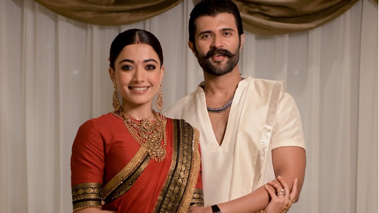 Vijay Rashmika : పెళ్లి హడావిడి అయిపోయింది.. బ్యాక్ టు వర్క్.. ఇద్దరూ ఒకే సినిమా సెట్లోకి..