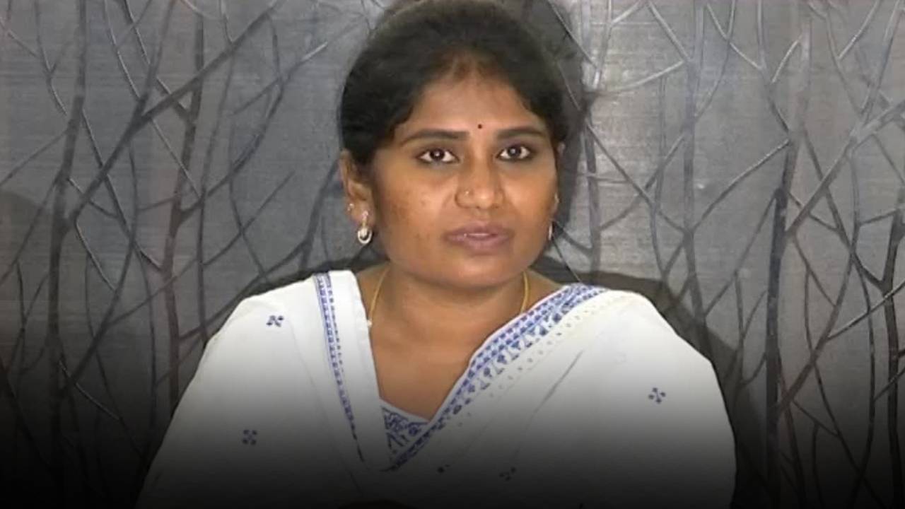 ACB Rides : ఎండోమెంట్‌ అసిస్టెంట్ కమిషనర్ శాంతి ఇళ్లలో ఏసీబీ సోదాలు