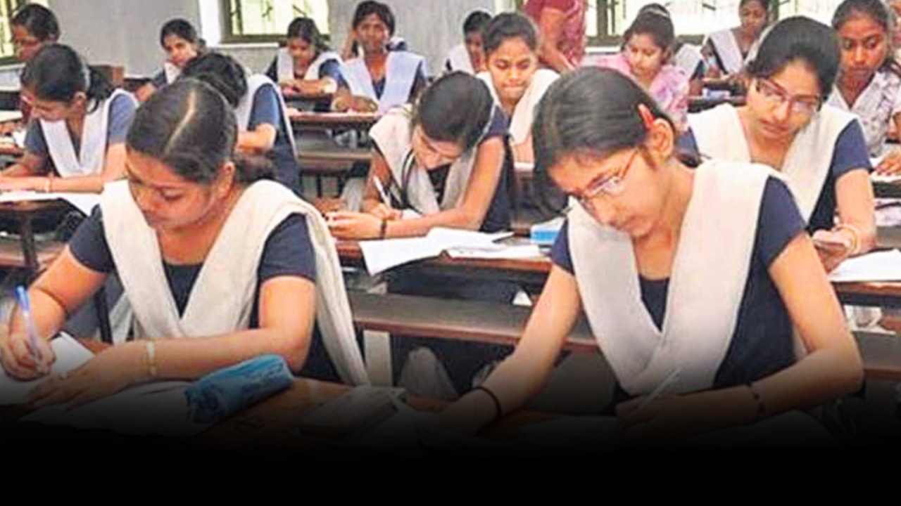 AP 10th Results 2026 : ఏపీలో టెన్త్ సప్లిమెంటరీ పరీక్షల తేదీలు ఇవే.. పేపర్ రీవెరిఫికేషన్, రీకౌంటింగ్ కోసం ఇలా చేయండి..