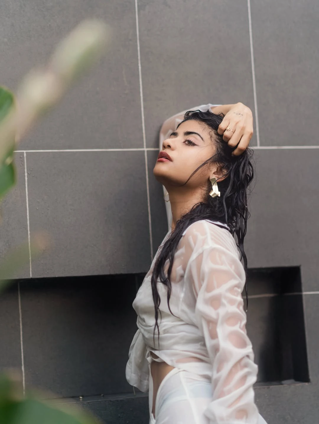 Abhignya Vuthaluru Shares Sizzling Photos From Swimming Pool