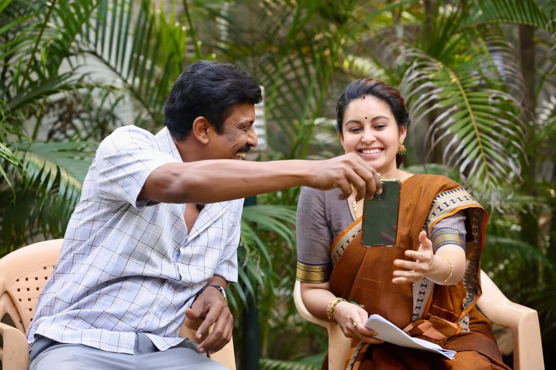 Abhinaya Shares Carmeni Selvam Working Stills