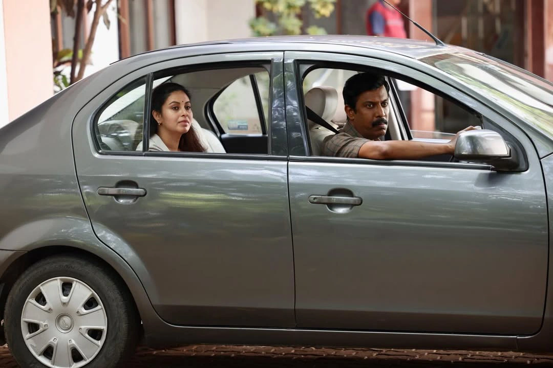 Abhinaya Shares Carmeni Selvam Working Stills