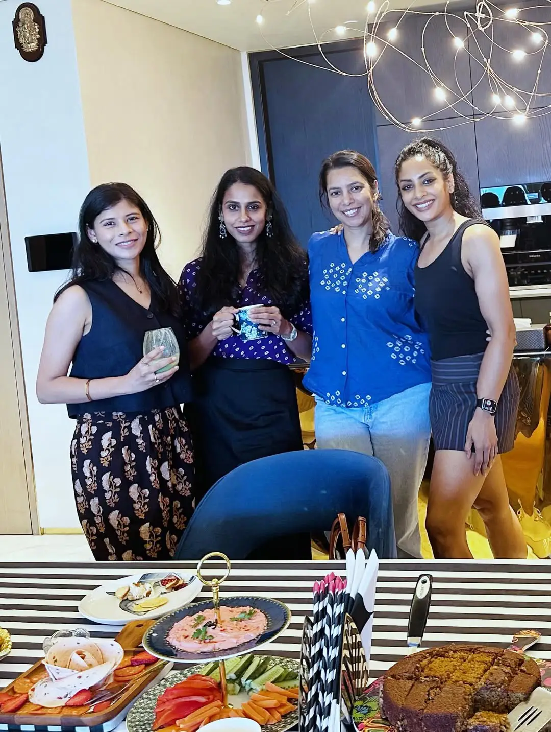 Actress Sriya Reddy school friends photos