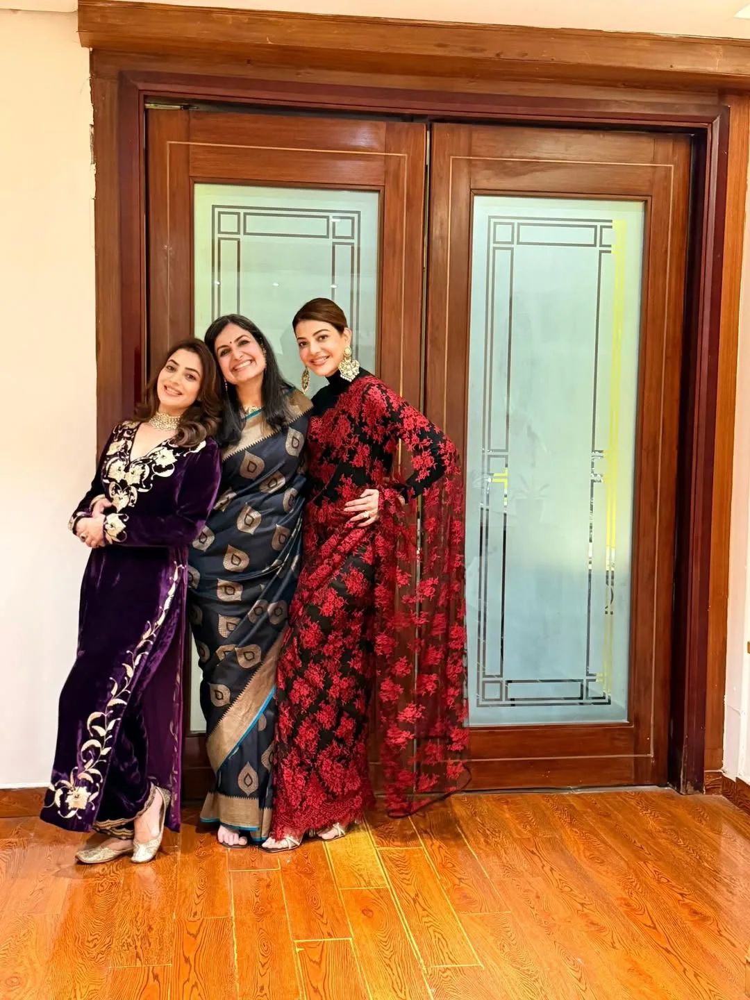 Agarwal sisters kajal and nidhi in saree photos