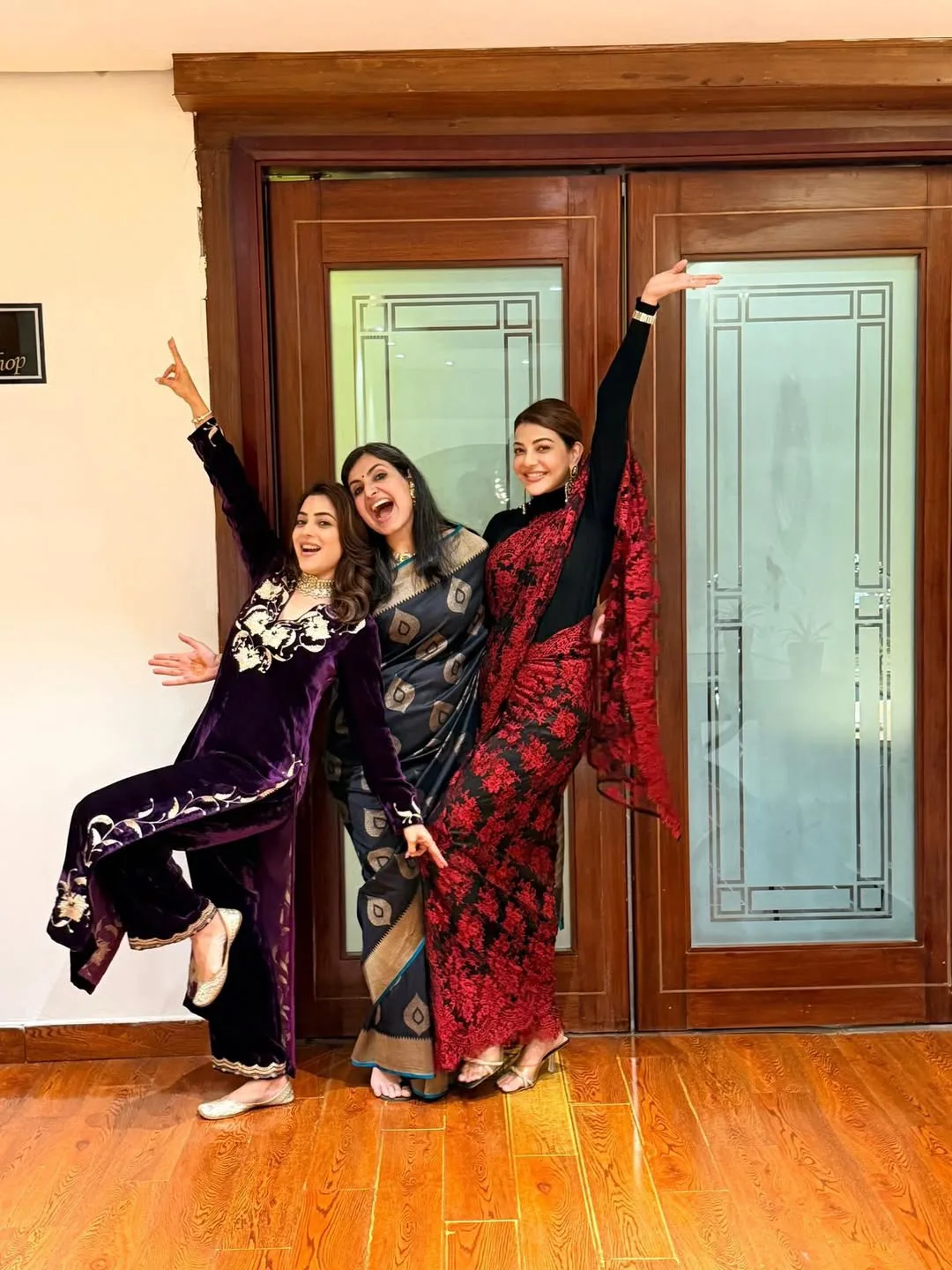 Agarwal sisters kajal and nidhi in saree photos