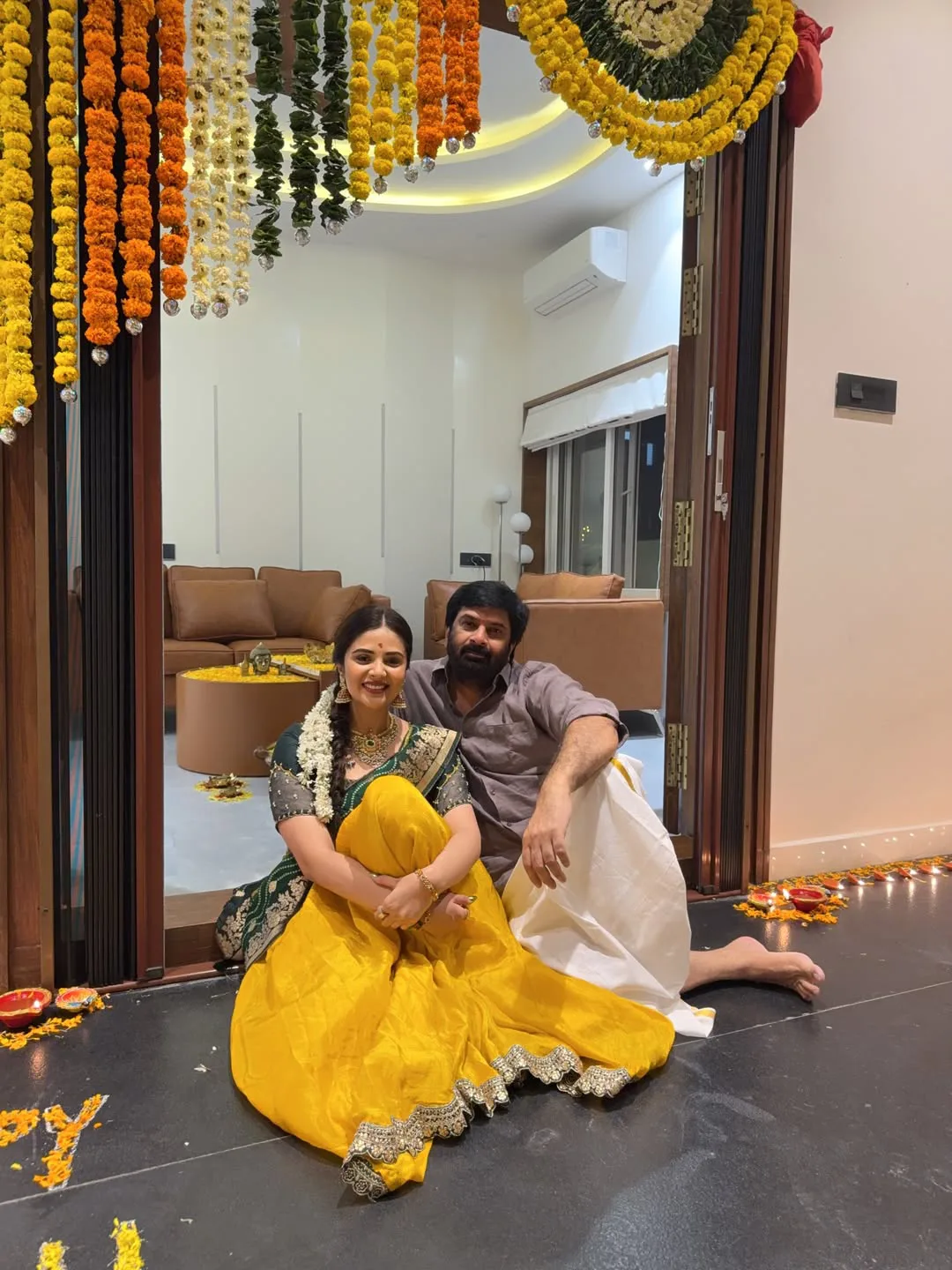 Anchor Sreemukhi father birthday special photos