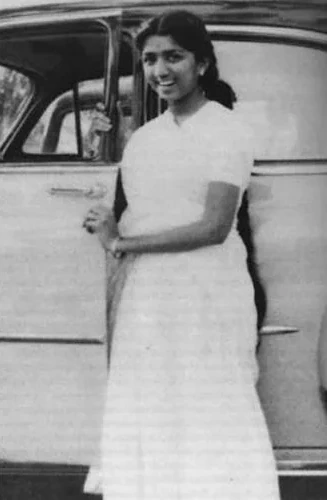 Singer Asha Bhosle Old Photos