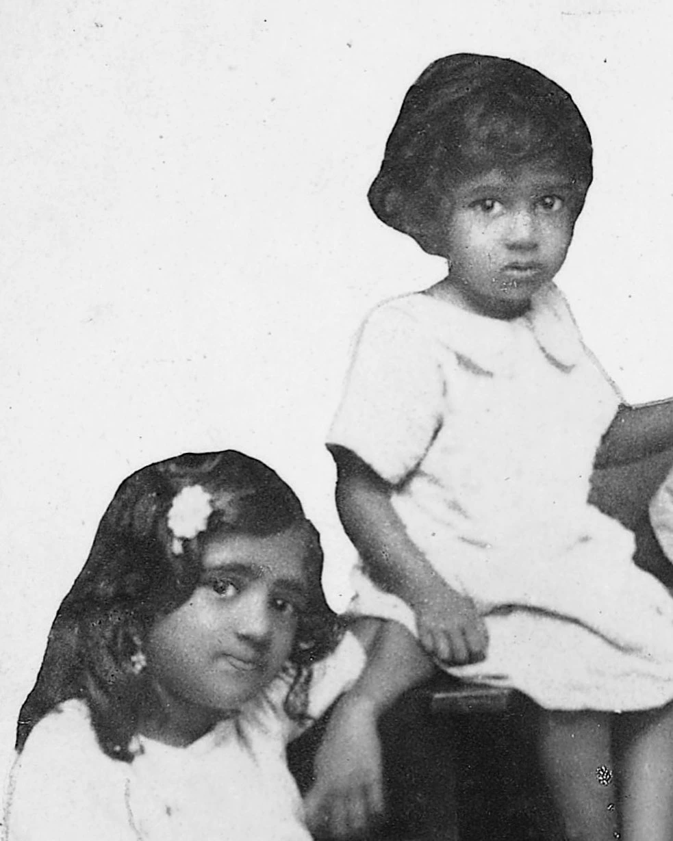 Singer Asha Bhosle Old Photos