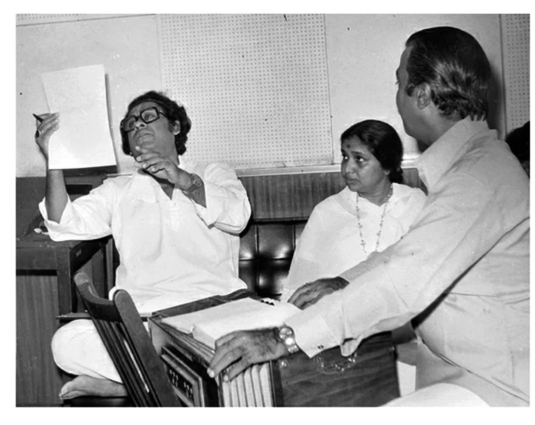 Singer Asha Bhosle Old Photos