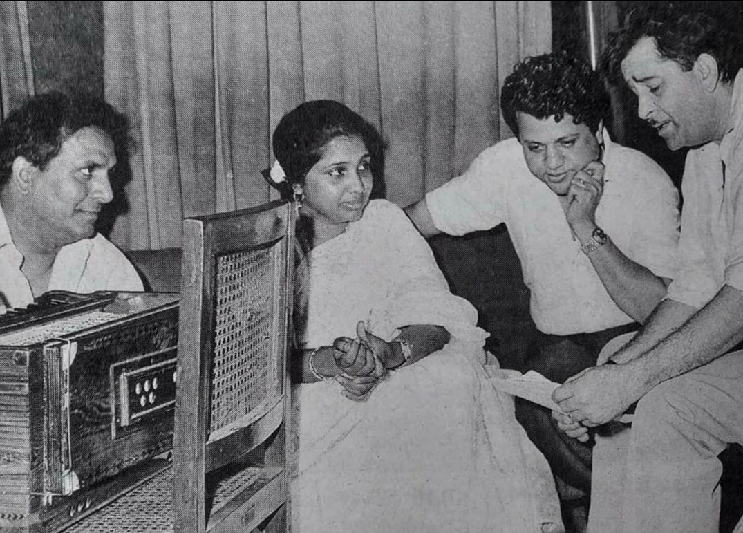 Singer Asha Bhosle Old Photos