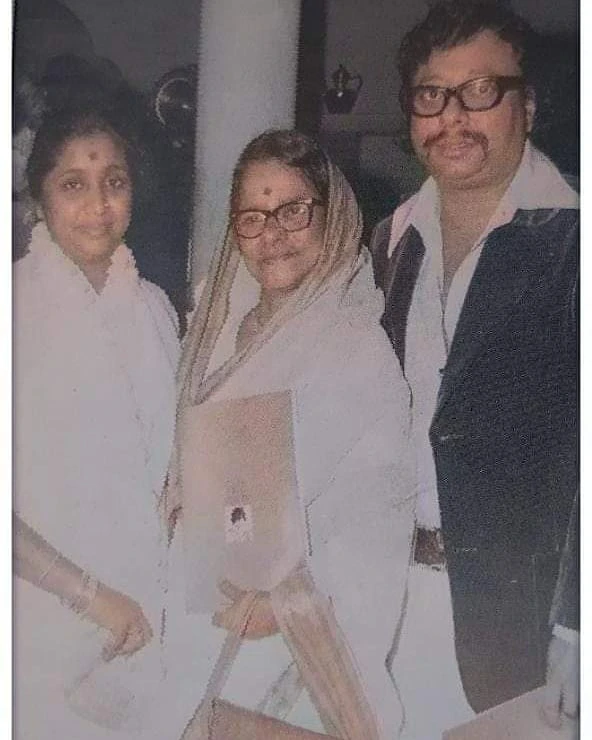 Singer Asha Bhosle Old Photos