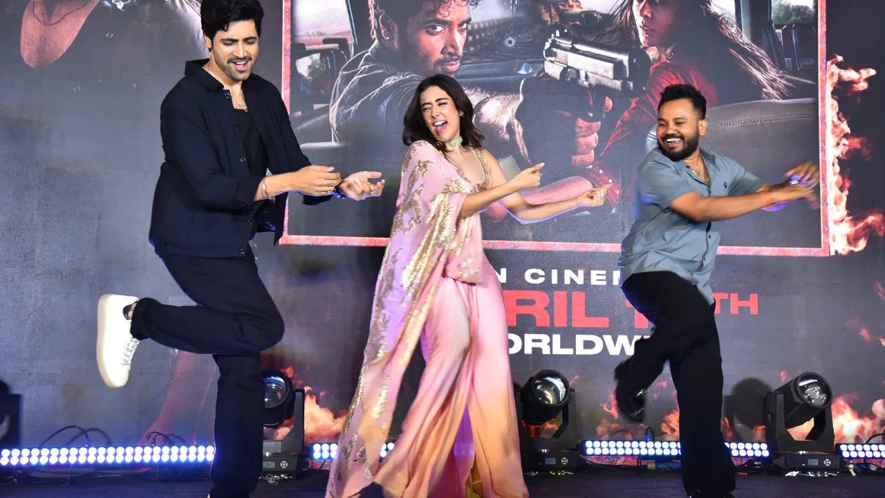 Adivi Sesh Mrunal Thakur Dacoit Pre Release Event